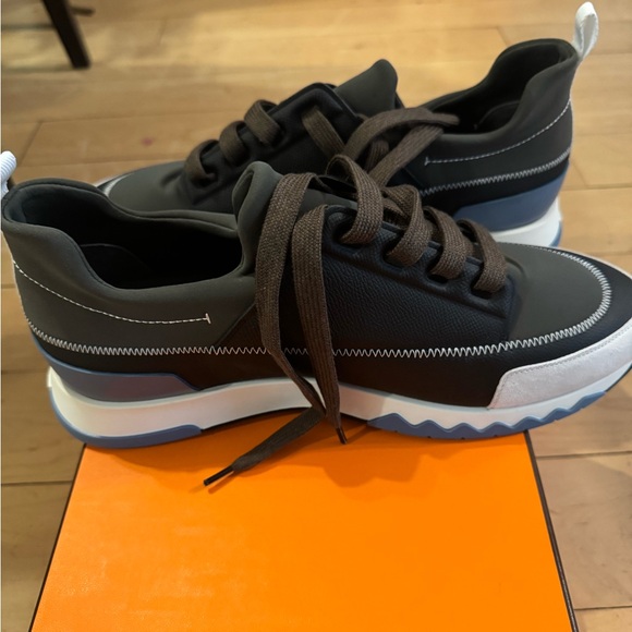 Men's Black and Brown Sneakers - Picture 2 of 6